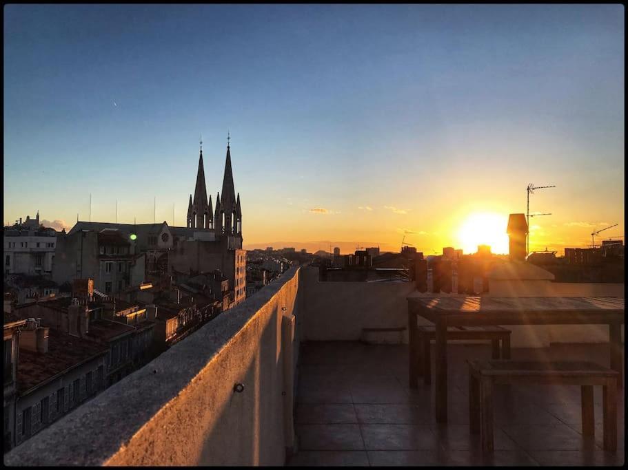 Tres Agreable T2 - Lumineux-toit Terrasse-centre * Marseille