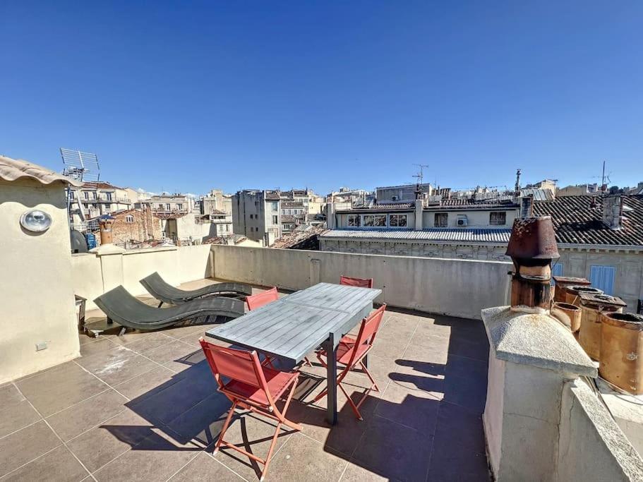 Tres Agreable T2 - Lumineux-toit Terrasse-centre Appartement
